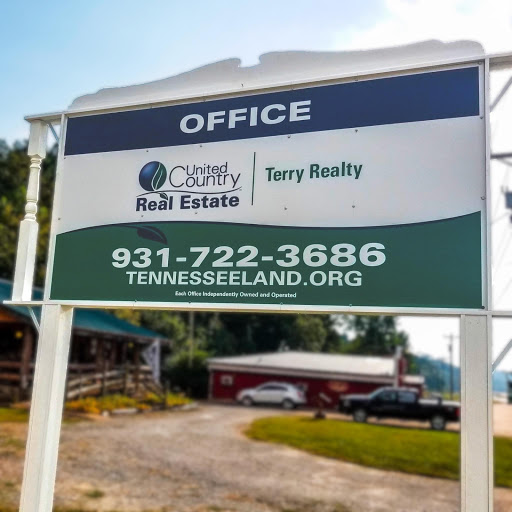 Real Estate Agency «United Country/Terry Realty», reviews and photos, 1113 Savannah Hwy, Waynesboro, TN 38485, USA