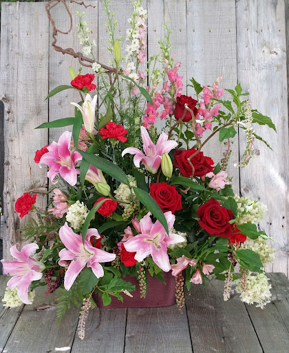 Florist «Kent Floral Co.», reviews and photos, 1109 S Water St, Kent, OH 44240, USA