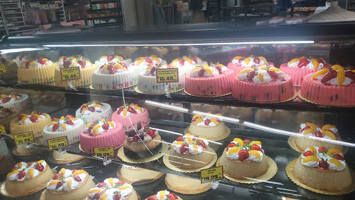 Mexican Grocery Store «El Rancho Supermarket», reviews and photos, 1212 N Beach St, Fort Worth, TX 76111, USA