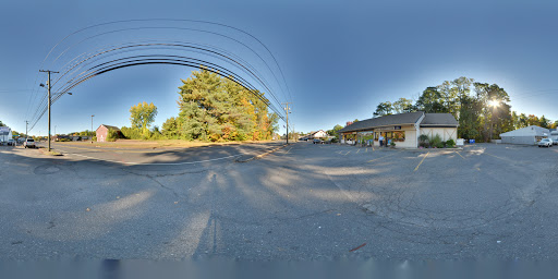 Liquor Store «The Wine House», reviews and photos, 1356 Hopmeadow St, Simsbury, CT 06070, USA