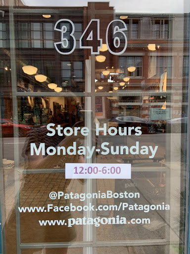 Clothing Store «Patagonia Boston», reviews and photos, 346 Newbury St, Boston, MA 02115, USA