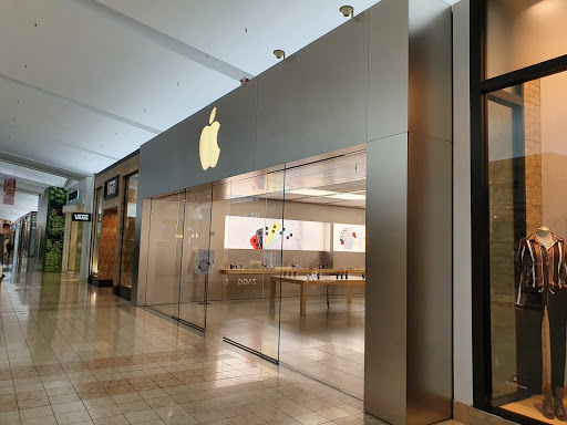 Computer Store «Apple Southcenter», reviews and photos, 801 Southcenter Mall, Tukwila, WA 98188, USA