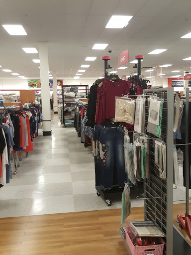 Department Store «T.J. Maxx», reviews and photos, 5883 Spout Springs Rd, Flowery Branch, GA 30542, USA