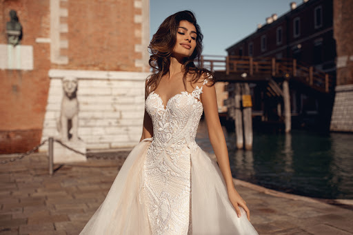 Bridal Shop «Viero Bridal», reviews and photos, 2236 W Chicago Ave, Chicago, IL 60622, USA