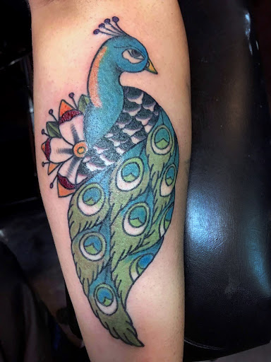 Tattoo Shop «White Wolf Tattoo», reviews and photos, 2889 NJ-35, Hazlet, NJ 07730, USA