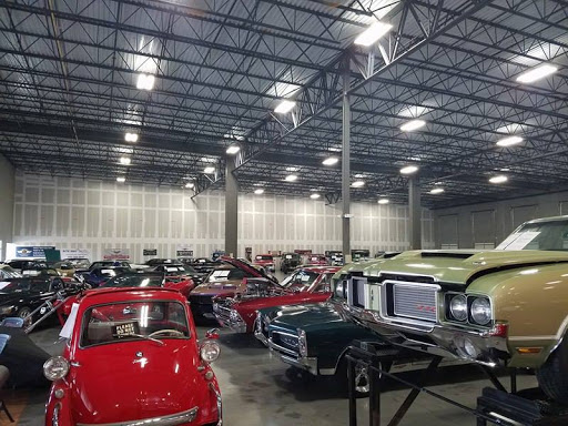 Car Dealer «Gateway Classic Cars Tampa», reviews and photos, 351 30th St NE, Ruskin, FL 33570, USA