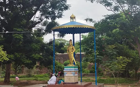 Raja Raja Cholan Statue Park image