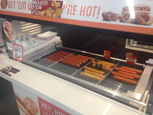 Convenience Store «Loop Convenience Store», reviews and photos, 1200 19th Ave, San Francisco, CA 94122, USA