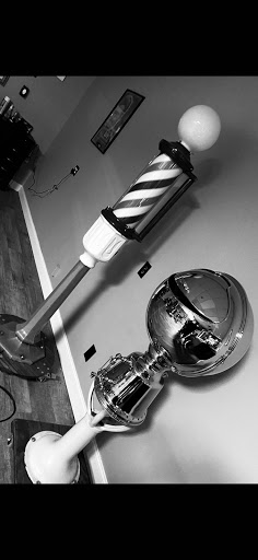 Barber Shop «Lombardos Barber Shop», reviews and photos, 1201 Meriden-Waterbury Turnpike, Plantsville, CT 06479, USA