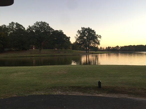 Golf Course «Lake Shore Golf Course», reviews and photos, 4621 Lumley Rd, Durham, NC 27703, USA