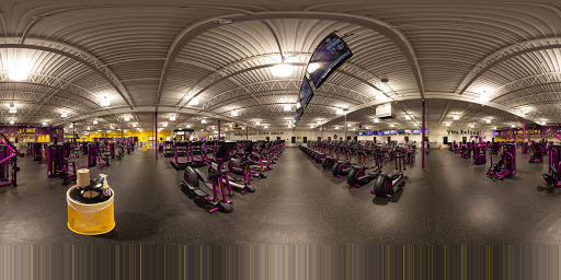 Gym «Planet Fitness», reviews and photos, 1007 E Grand River Ave, Brighton, MI 48116, USA