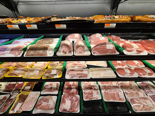 Supermarket «Berry Fresh Farm», reviews and photos, 43-26 Ditmars Blvd, Astoria, NY 11105, USA