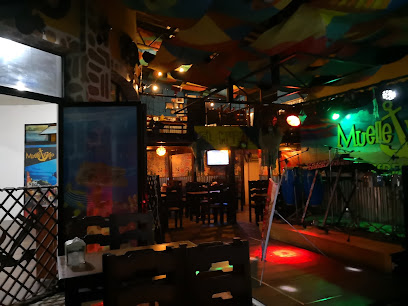 Restaurante Muelle Viejo • Los Álamos - Guatemala City