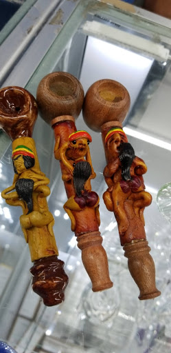 Tobacco Shop «Greedy Grove Smoke Shop #2», reviews and photos, 1917 S Buckner Blvd, Dallas, TX 75217, USA