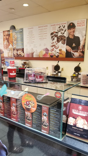 Ice Cream Shop «Cold Stone Creamery», reviews and photos, 15 Blake Blvd, Kissimmee, FL 34747, USA
