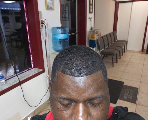 Barber Shop «Catia Family Barbershop Salon», reviews and photos, 4146 Grand Blvd, New Port Richey, FL 34652, USA