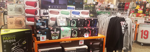 Variety Store «FYE», reviews and photos, 310 Daniel Webster Hwy #266, Nashua, NH 03060, USA