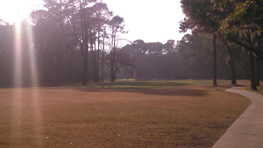 Golf Course «Golden Bear Golf Club at Indigo Run», reviews and photos, 100 Indigo Run Dr, Hilton Head Island, SC 29926, USA