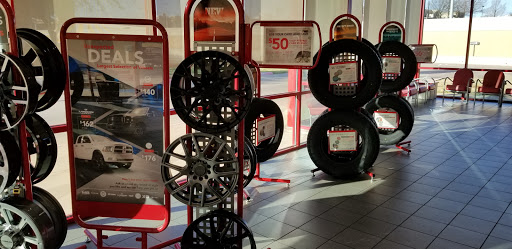 Tire Shop «Discount Tire Store - McKinney, TX», reviews and photos, 2751 S Central Expy, McKinney, TX 75070, USA