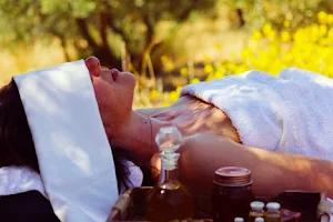 Olive Zen _Massage & Wellness Kefalonia image