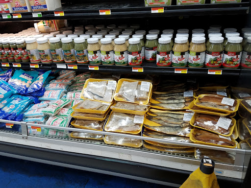 Supermarket «Quadro Supermarket», reviews and photos, 8401 N Armenia Ave, Tampa, FL 33604, USA