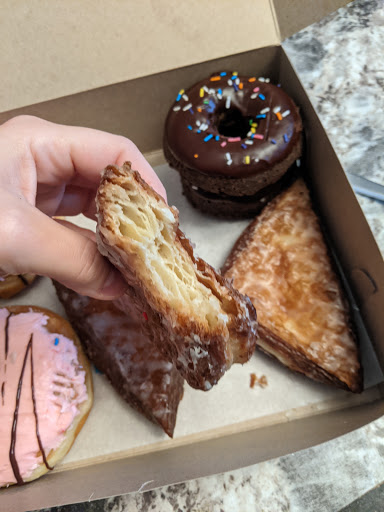 Donut Shop «Sprinkles Donut Shop», reviews and photos, 8467 Algoma Ave NE, Rockford, MI 49341, USA