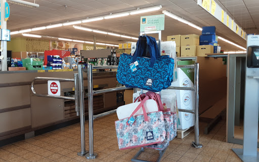 Supermarket «ALDI», reviews and photos, 1700 N Lincoln St, Greensburg, IN 47240, USA