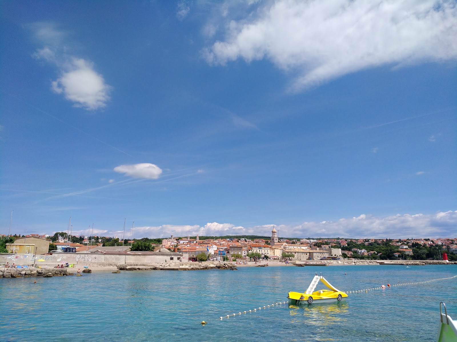 Zdjęcie Jezevac beach - popularne miejsce wśród znawców relaksu