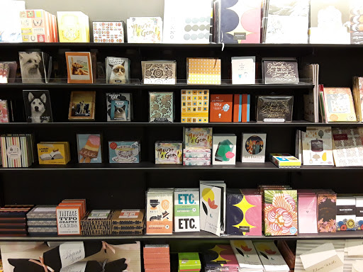 Book Store «Chronicle Books», reviews and photos, 165 4th St, San Francisco, CA 94103, USA