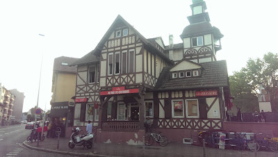 Au nid de cigognes à Strasbourg