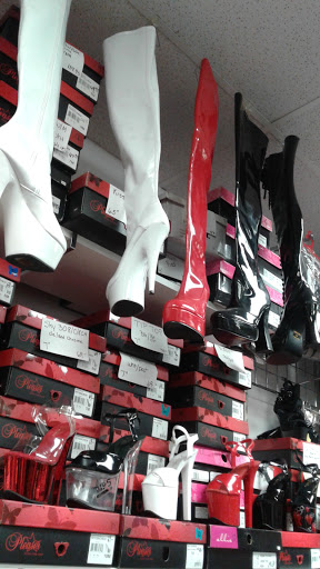 Lingerie Store «Naughty-N-Nice Lingerie», reviews and photos, 6201 Greenback Ln # D, Citrus Heights, CA 95621, USA