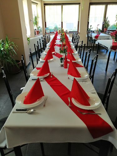 Opinii despre Dolce Vita Pizzéria és Étterem în Kecel - Étterem