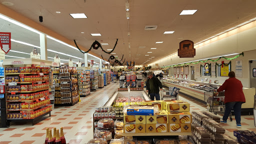Grocery Store «Market Basket», reviews and photos, 5 Garden Ln, Londonderry, NH 03053, USA