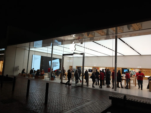 Computer Store «Apple MarketStreet», reviews and photos, 1220 Market St, Lynnfield, MA 01940, USA