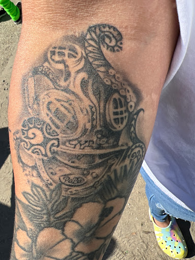 Tattoo Shop «Burning Lotus Tattoo», reviews and photos, 34662 LA-16 A, Denham Springs, LA 70706, USA