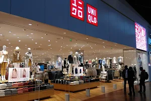 UNIQLO EURALILLE image