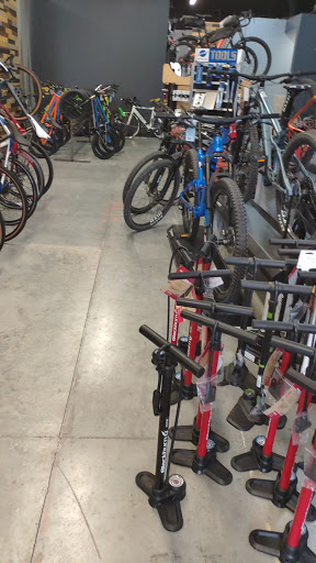 Bicycle Store «The Peddler Bicycle Shop - Cedar Park», reviews and photos, 13010 W Parmer Ln #500, Cedar Park, TX 78613, USA