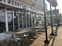 Atmosphère du Restaurant Chez Suzanne à Courseulles-sur-Mer - n°13