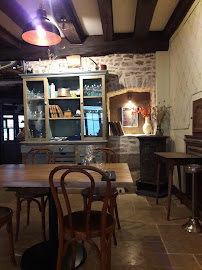 Atmosphère du Restaurant français Le Relais de Saulx à Beaune - n°3