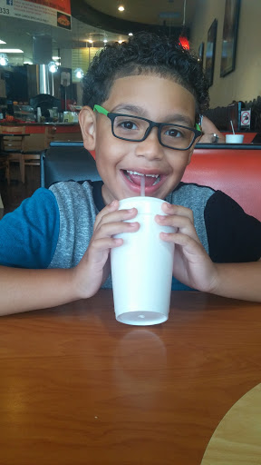 Movie Theater «Regal Cinemas The Loop 16 & RPX», reviews and photos, 3232 N John Young Pkwy, Kissimmee, FL 34741, USA