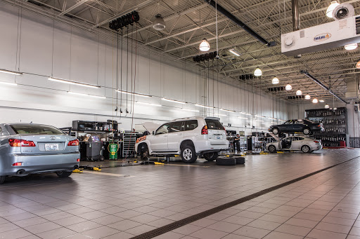 Lexus Dealer «Lexus of Louisville», reviews and photos, 2400 Blankenbaker Pkwy, Louisville, KY 40299, USA