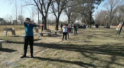 Escuela de Tiro con Arco . Club de Caza Tiro y Pesca