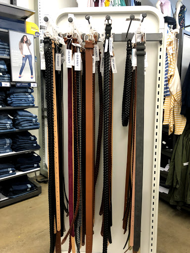 Clothing Store «Old Navy», reviews and photos, 2100 S University Dr, Davie, FL 33324, USA