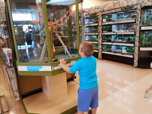 Pet Supply Store «Petco Animal Supplies», reviews and photos, 22000 Dulles Retail Plaza #110, Sterling, VA 20166, USA
