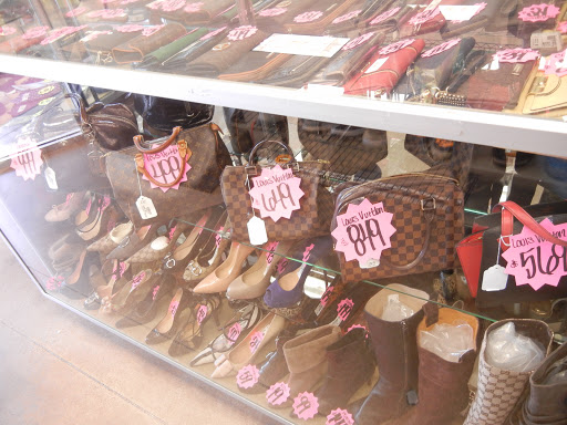 Pawn Shop «Westheimer Pawn», reviews and photos, 8078 Westheimer Rd, Houston, TX 77063, USA