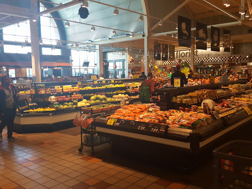 Grocery Store «Schnucks», reviews and photos, 6600 Clayton Rd, Richmond Heights, MO 63117, USA