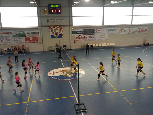 Polideportivo León Felipe en Almonacid de Zorita, Guadalajara
