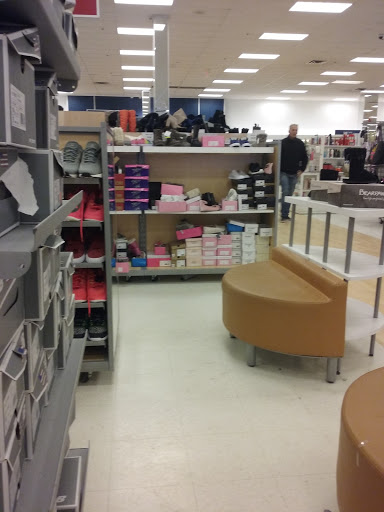 Department Store «Marshalls», reviews and photos, 8 Allstate Rd, Dorchester, MA 02125, USA