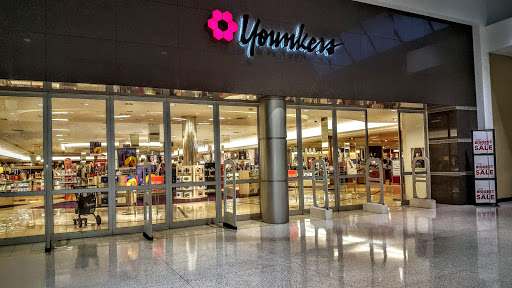 Younkers, 3800 Merle Hay Rd, Des Moines, IA 50310, USA, 