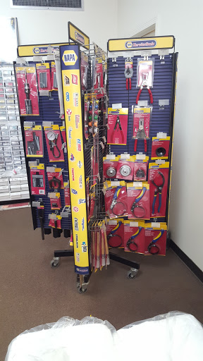 Auto Parts Store «NAPA Auto Parts - Denham Springs Auto Parts Svc», reviews and photos, 422 Florida Ave SW, Denham Springs, LA 70726, USA